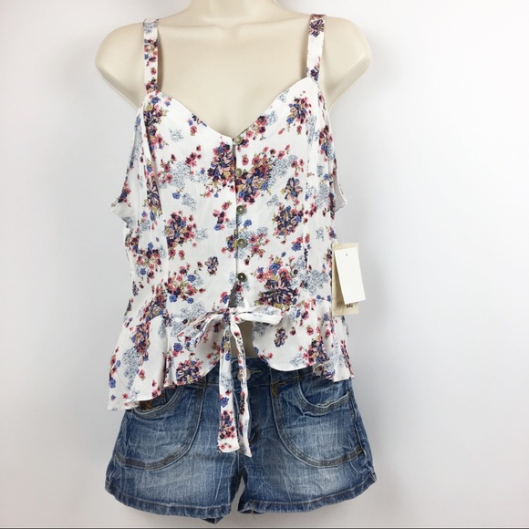 Rewind Strap Sleeveless Blouse - Picture 1 of 4